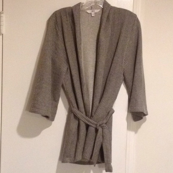 💕JACK BY BB DAKOTA💕 Kimono Sweater Wrap Tie Top - Picture 1 of 5